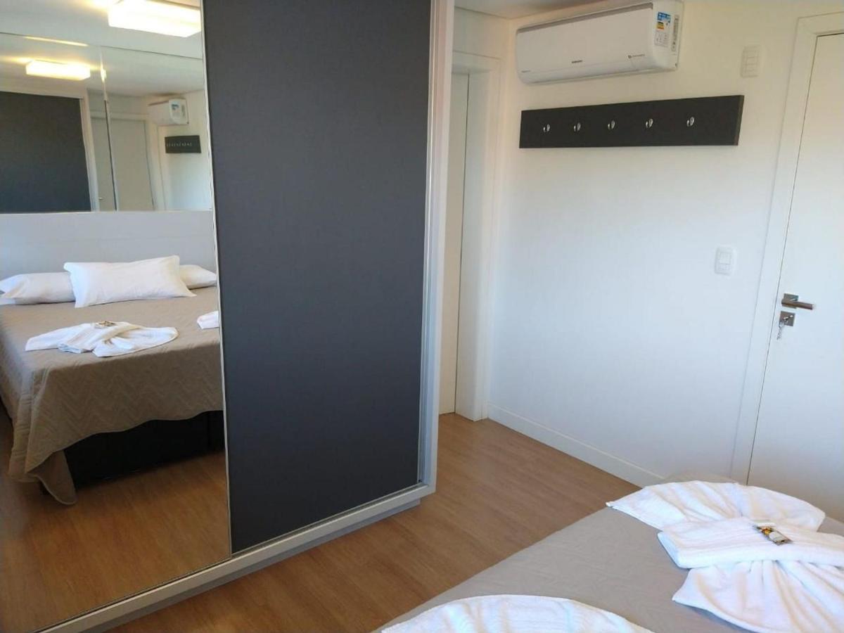 Apartamento Sol Poente Ao Lado Da Catedral カネラ エクステリア 写真